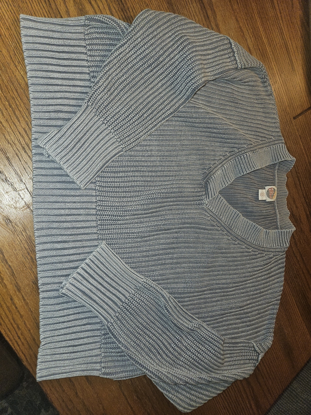 C&C California V-Neckline Long Sleeve Boxy Sweater